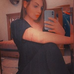 Meet your Posher, Macie